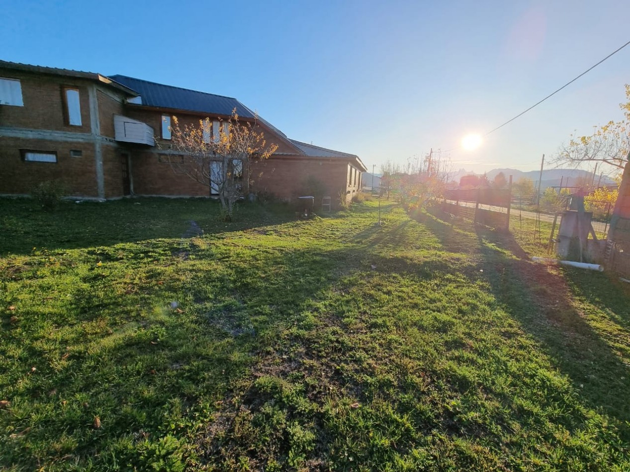 CASA DE 5 DORMITORIOS EN LA LOCALIDAD DE CHOLILA -CHUBUT-