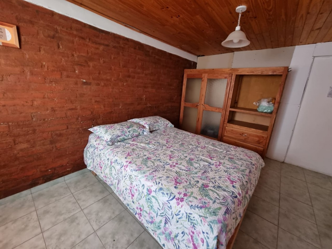 CASA DE 5 DORMITORIOS EN LA LOCALIDAD DE CHOLILA -CHUBUT-