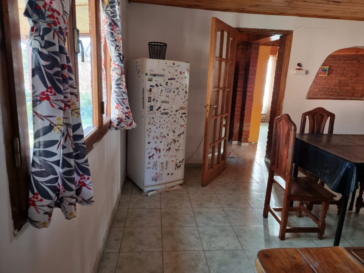 CASA DE 5 DORMITORIOS EN LA LOCALIDAD DE CHOLILA -CHUBUT-