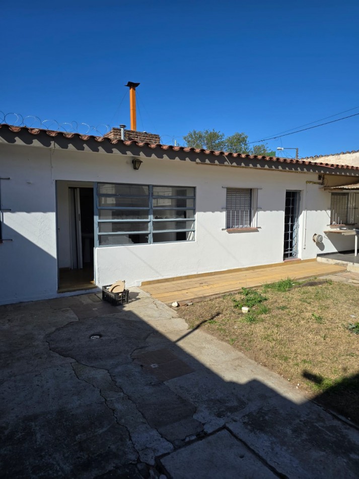 Casa en venta de 3 dormitorios con gran patio y quincho en los Bv los Alemanes. 