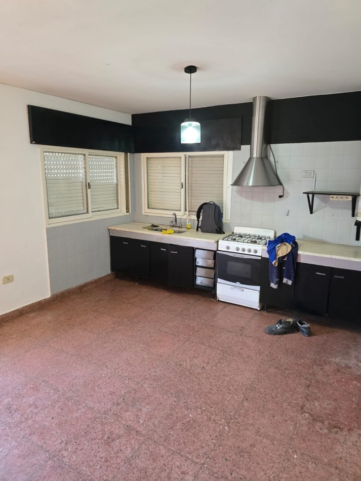Casa en venta de 3 dormitorios con gran patio y quincho en los Bv los Alemanes. 