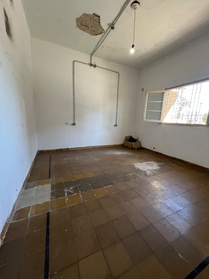 Casa en venta Av. Sabattini a metros del Arco de Cordoba