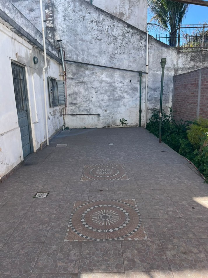 Casa en venta Av. Sabattini a metros del Arco de Cordoba