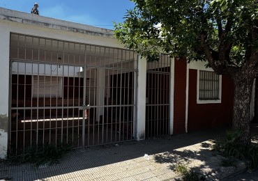 CASA EN BARRIO LOS PLATANOS