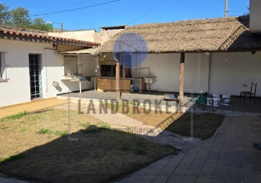 Casa en venta de 3 dormitorios con gran patio y quincho en los Bv los Alemanes. 